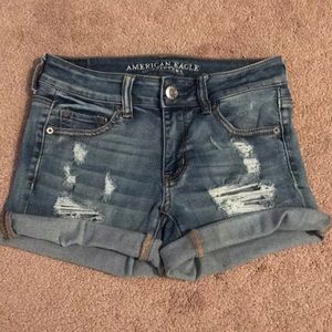 Distressed American Eagle super stretch jeanshorts